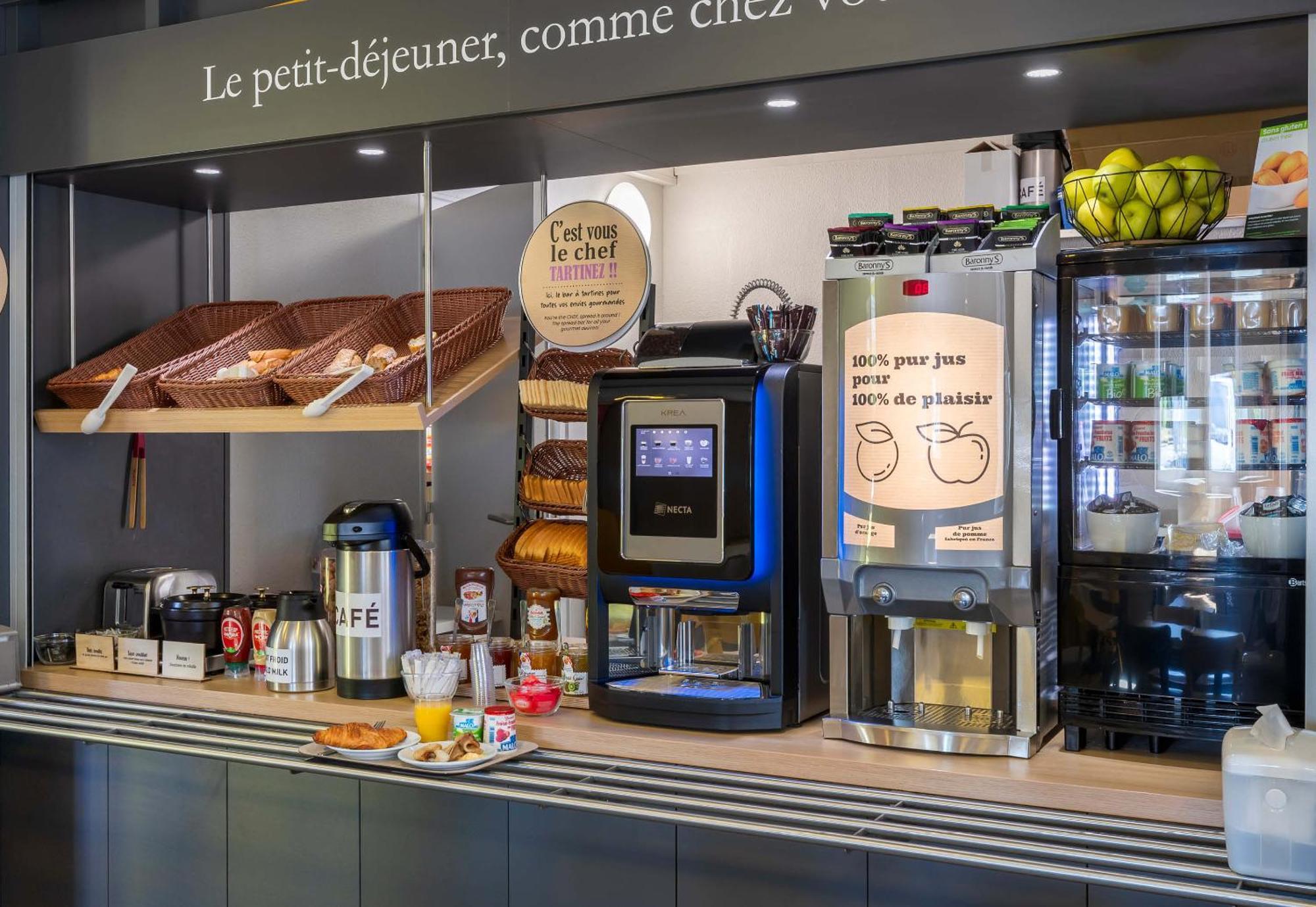 B&B Hotel Bourges 1 Экстерьер фото