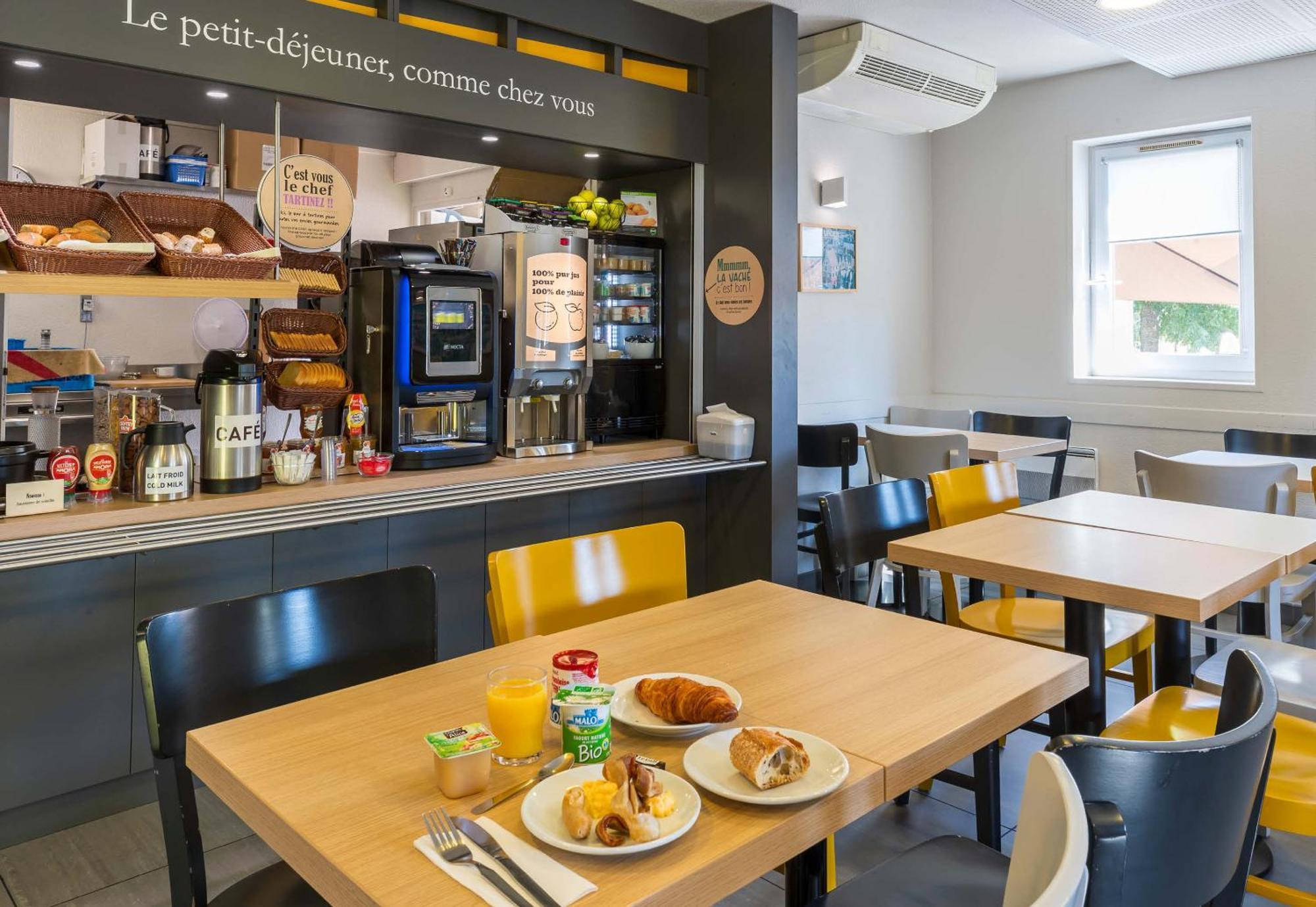B&B Hotel Bourges 1 Экстерьер фото